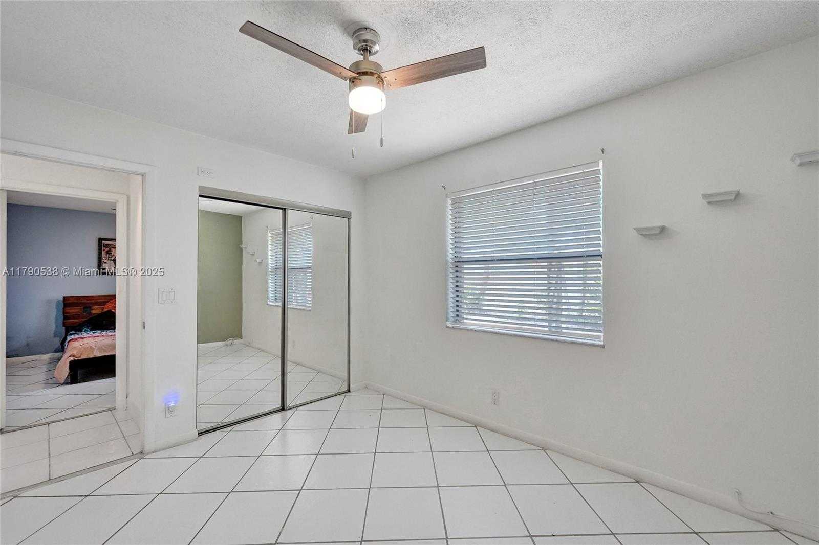 Small Image of 7618 NORTH WEST 88TH CIR, Tamarac Number 13