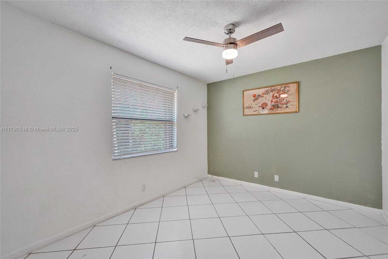 Small Image of 7618 NORTH WEST 88TH CIR, Tamarac Number 17