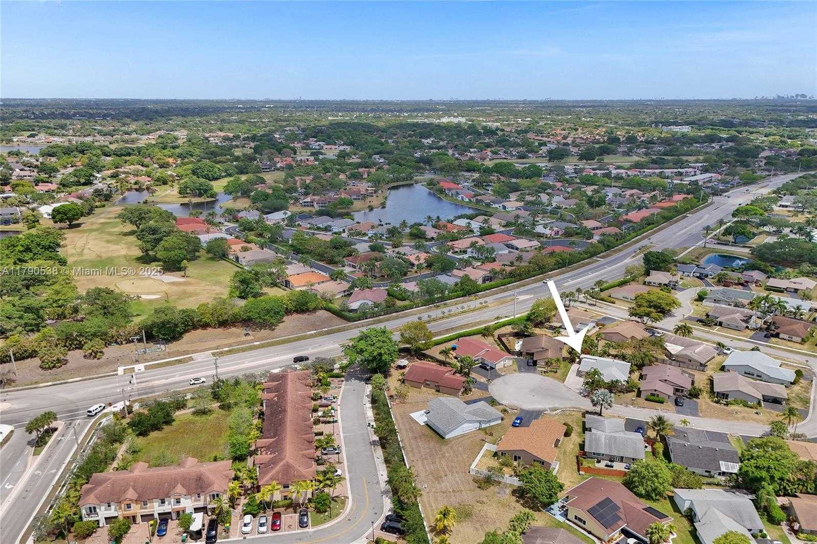 Small Image of 7618 NORTH WEST 88TH CIR, Tamarac Number 33