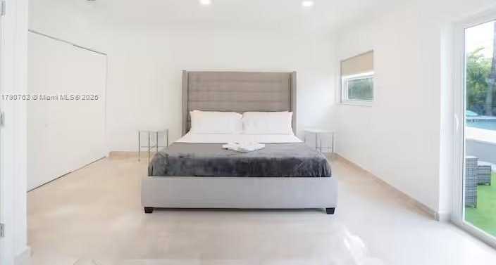 Small Image of 17650 NORTH EAST 19TH AVE, North Miami Beach Number 10