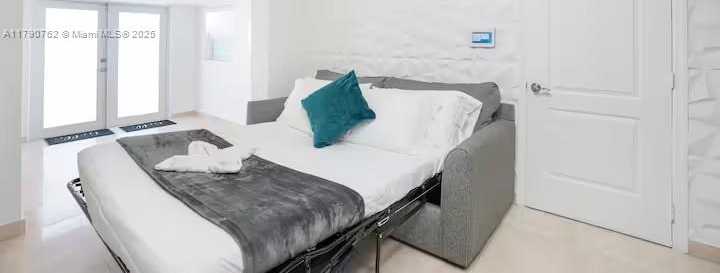 Small Image of 17650 NORTH EAST 19TH AVE, North Miami Beach Number 16