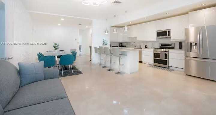 Small Image of 17650 NORTH EAST 19TH AVE, North Miami Beach Number 40
