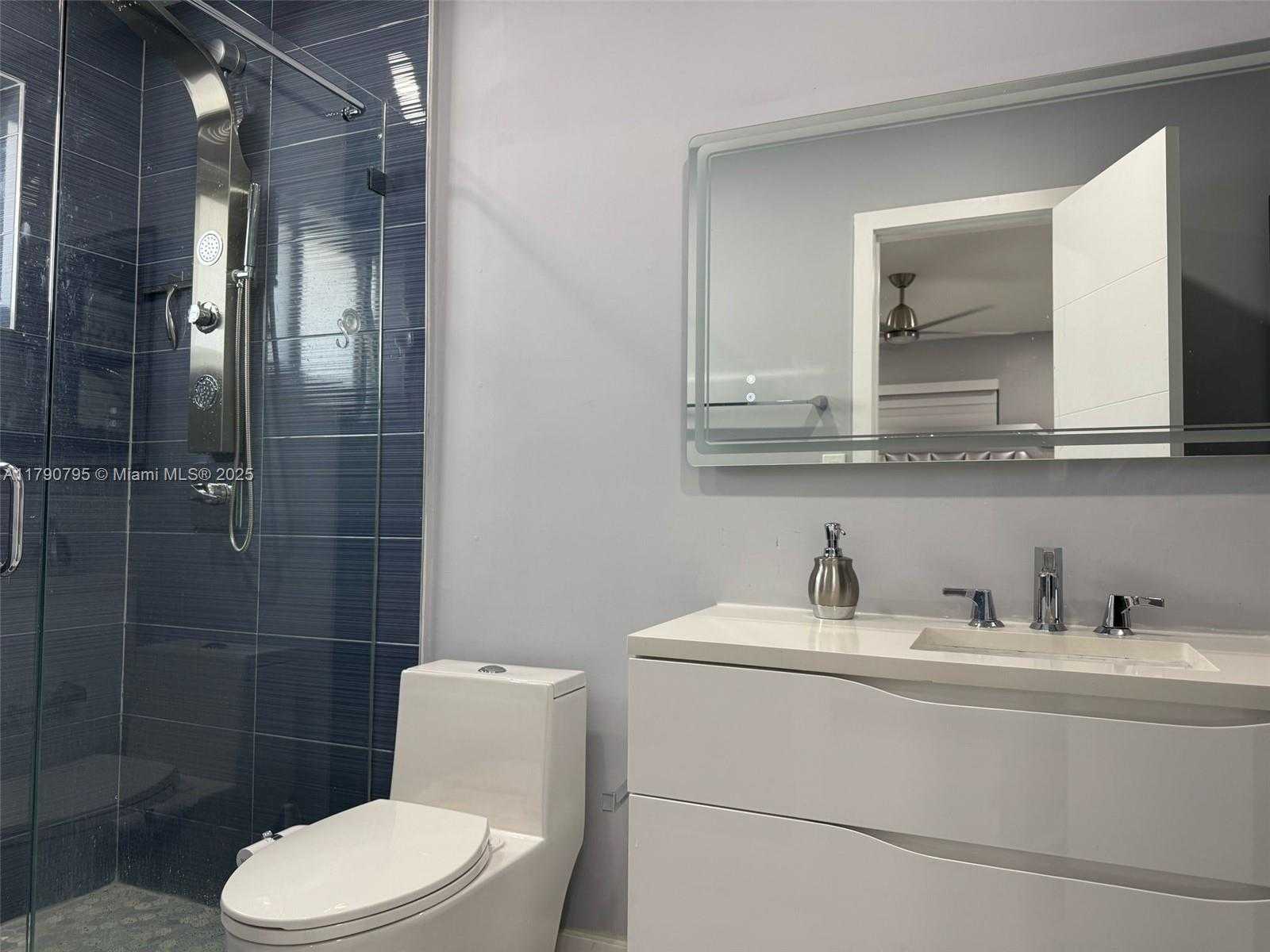 Small Image of 729 EAST 23RD ST, Hialeah Number 12