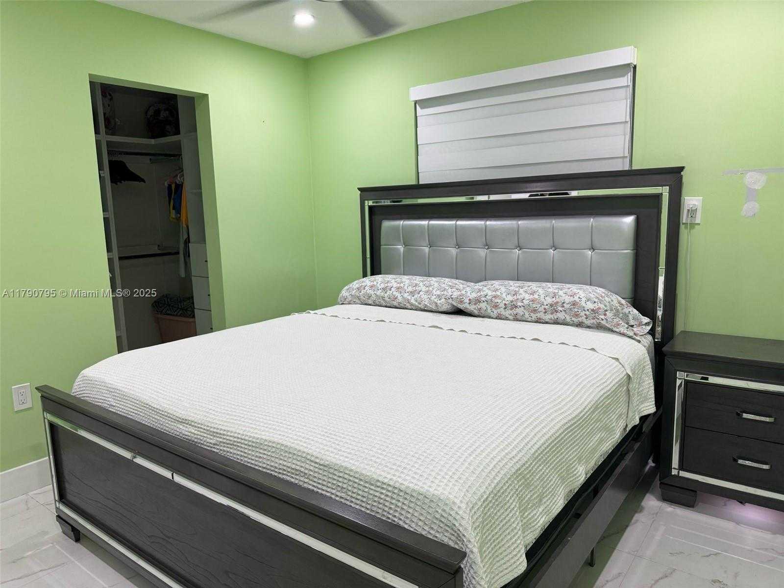 Small Image of 729 EAST 23RD ST, Hialeah Number 15