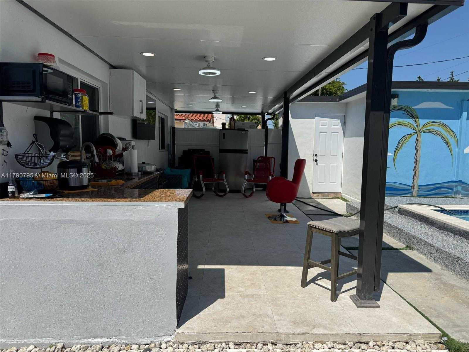 Small Image of 729 EAST 23RD ST, Hialeah Number 18