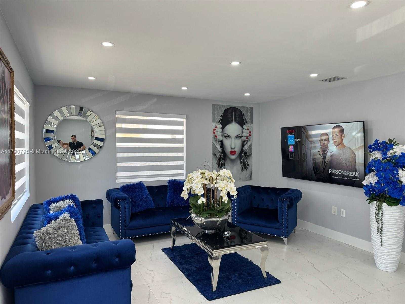Small Image of 729 EAST 23RD ST, Hialeah Number 3
