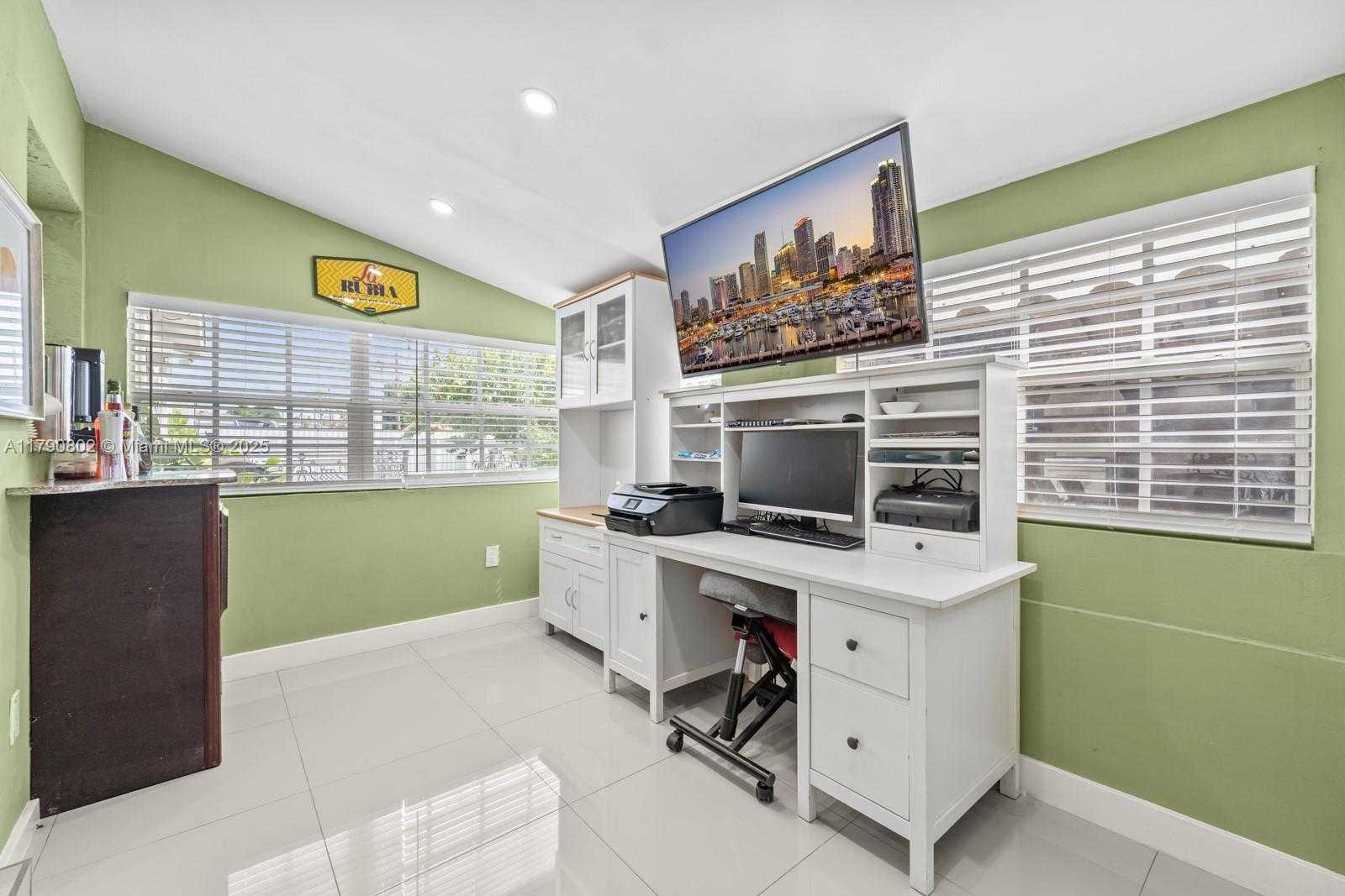 Small Image of 6800 SOUTH WEST 26TH ST, Miramar Number 10