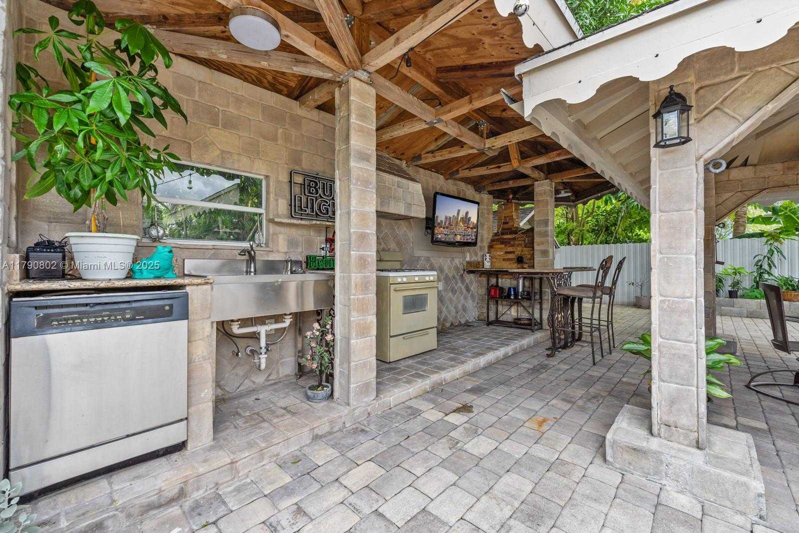Small Image of 6800 SOUTH WEST 26TH ST, Miramar Number 23