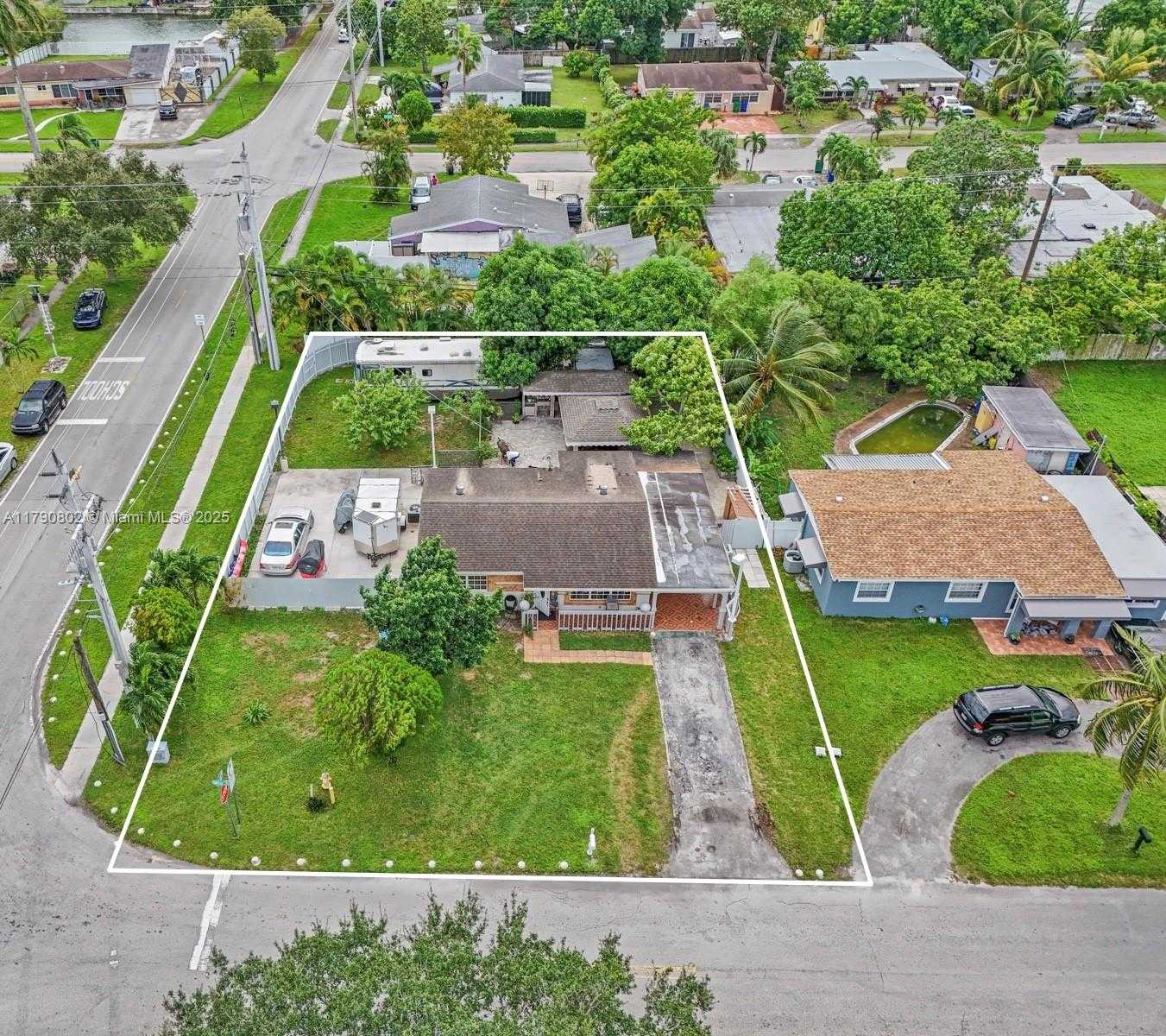Small Image of 6800 SOUTH WEST 26TH ST, Miramar Number 25