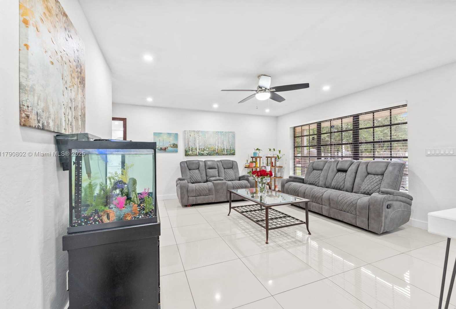 Small Image of 6800 SOUTH WEST 26TH ST, Miramar Number 4