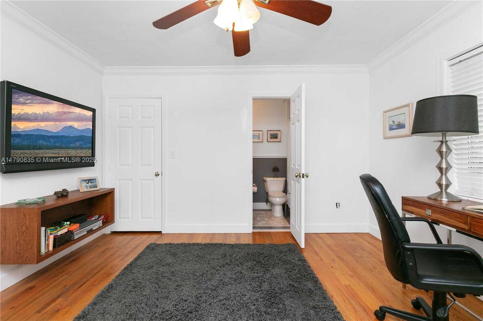 Small Image of 1075 NORTH EAST 89TH ST, Miami Number 16
