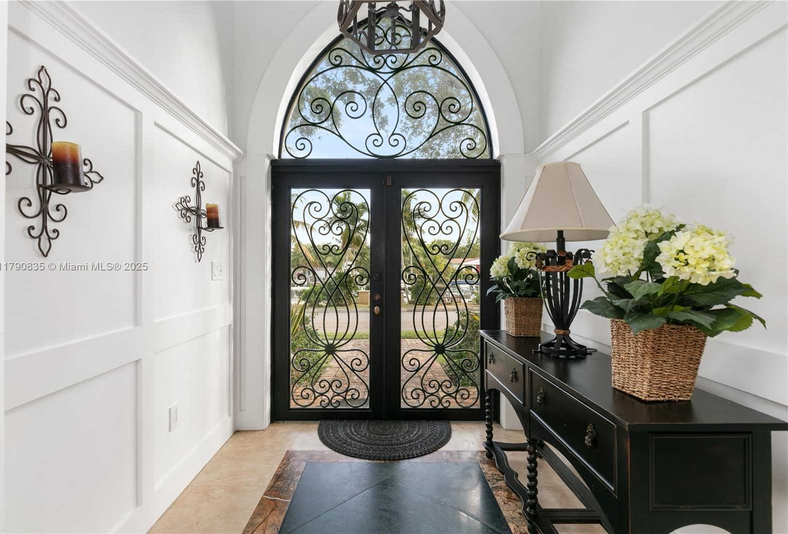 Small Image of 1075 NORTH EAST 89TH ST, Miami Number 3