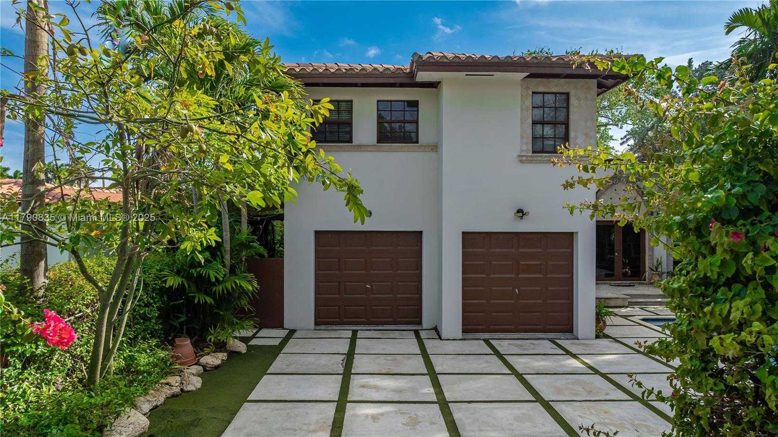 Small Image of 1075 NORTH EAST 89TH ST, Miami Number 37