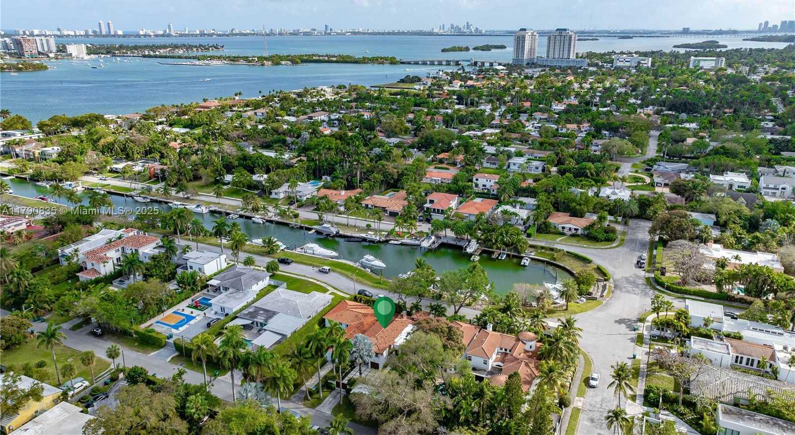 Small Image of 1075 NORTH EAST 89TH ST, Miami Number 41