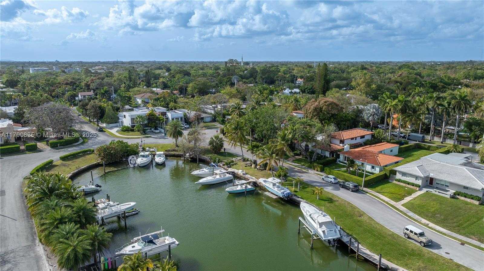 Small Image of 1075 NORTH EAST 89TH ST, Miami Number 48