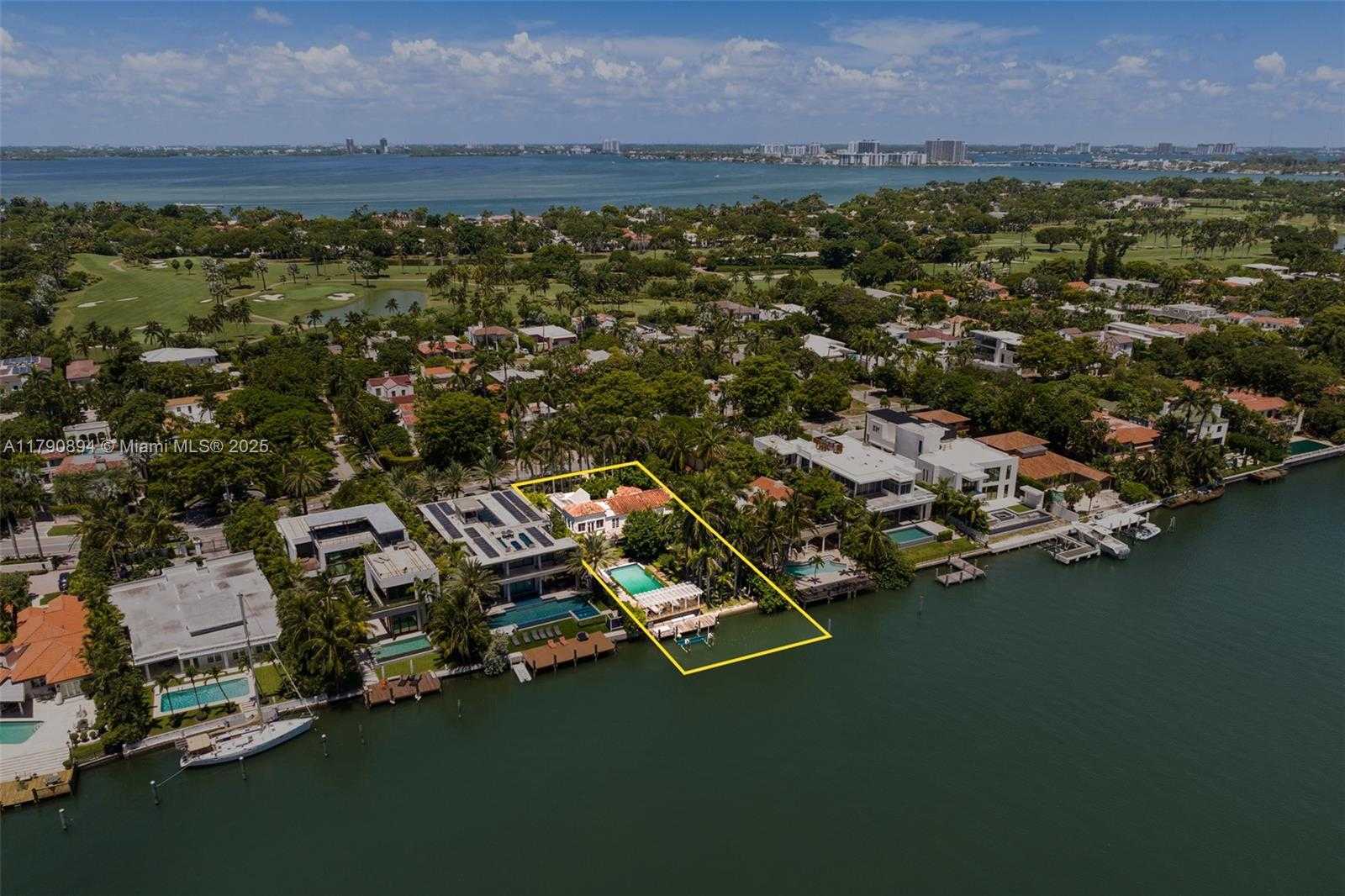 Small Image of 5215 PINE TREE DR, Miami Beach Number 27