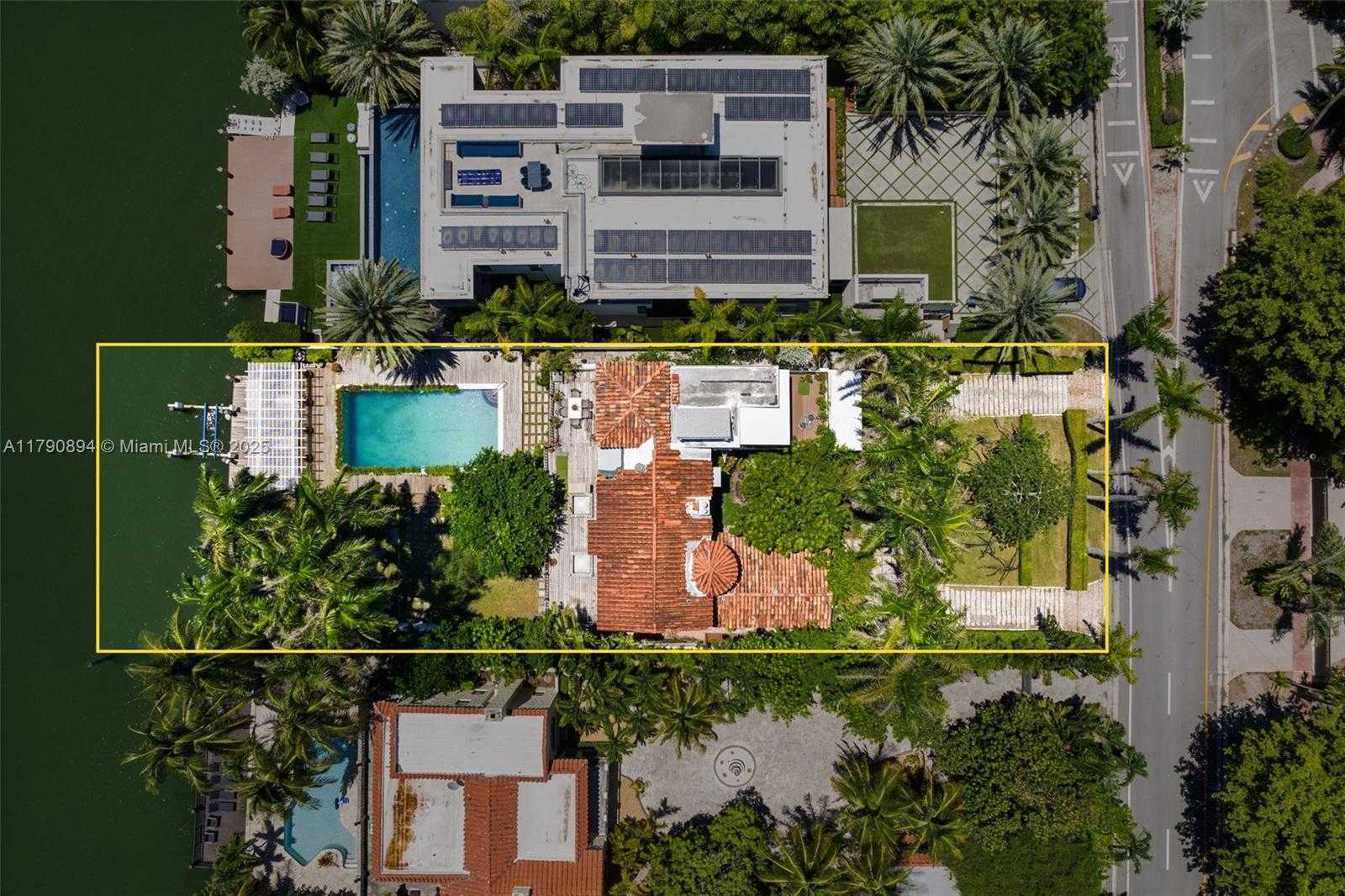 Small Image of 5215 PINE TREE DR, Miami Beach Number 28