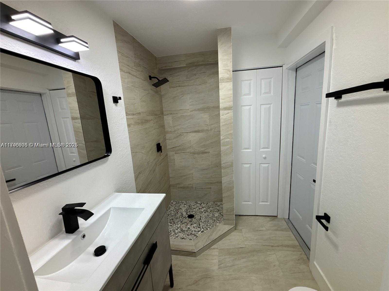 Small Image of 1421 NORTH WEST 1ST AVE, Fort Lauderdale Number 18