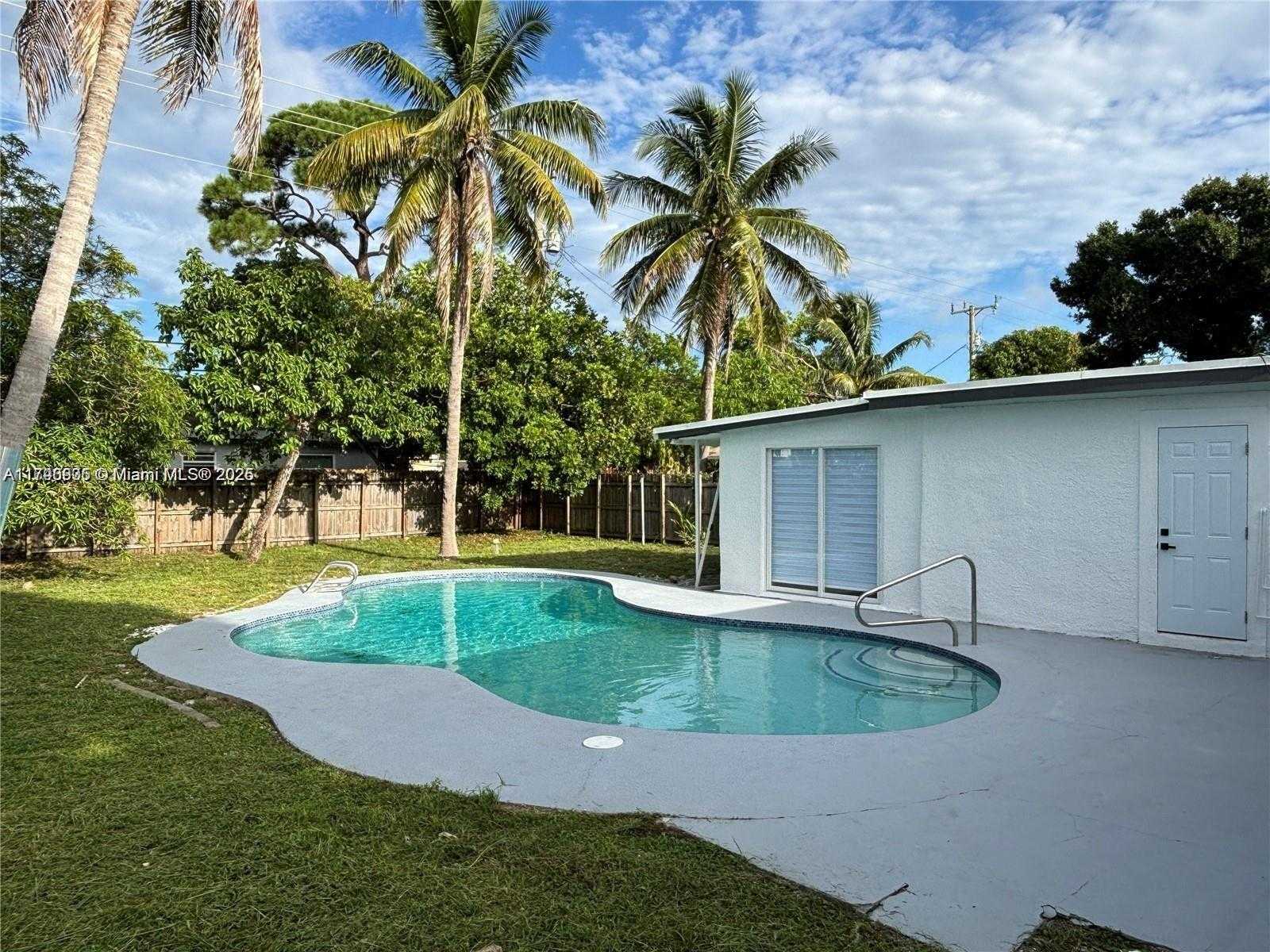 Small Image of 1421 NORTH WEST 1ST AVE, Fort Lauderdale Number 27