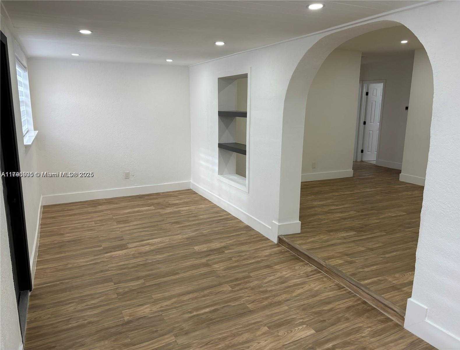 Small Image of 1421 NORTH WEST 1ST AVE, Fort Lauderdale Number 5