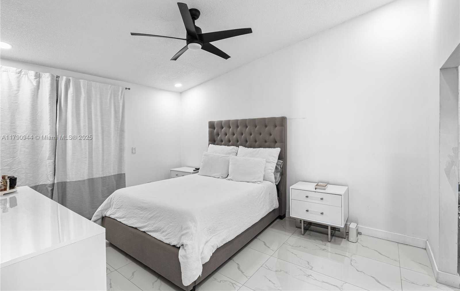 Small Image of 2215 SOUTH EAST 7TH PL, Homestead Number 10