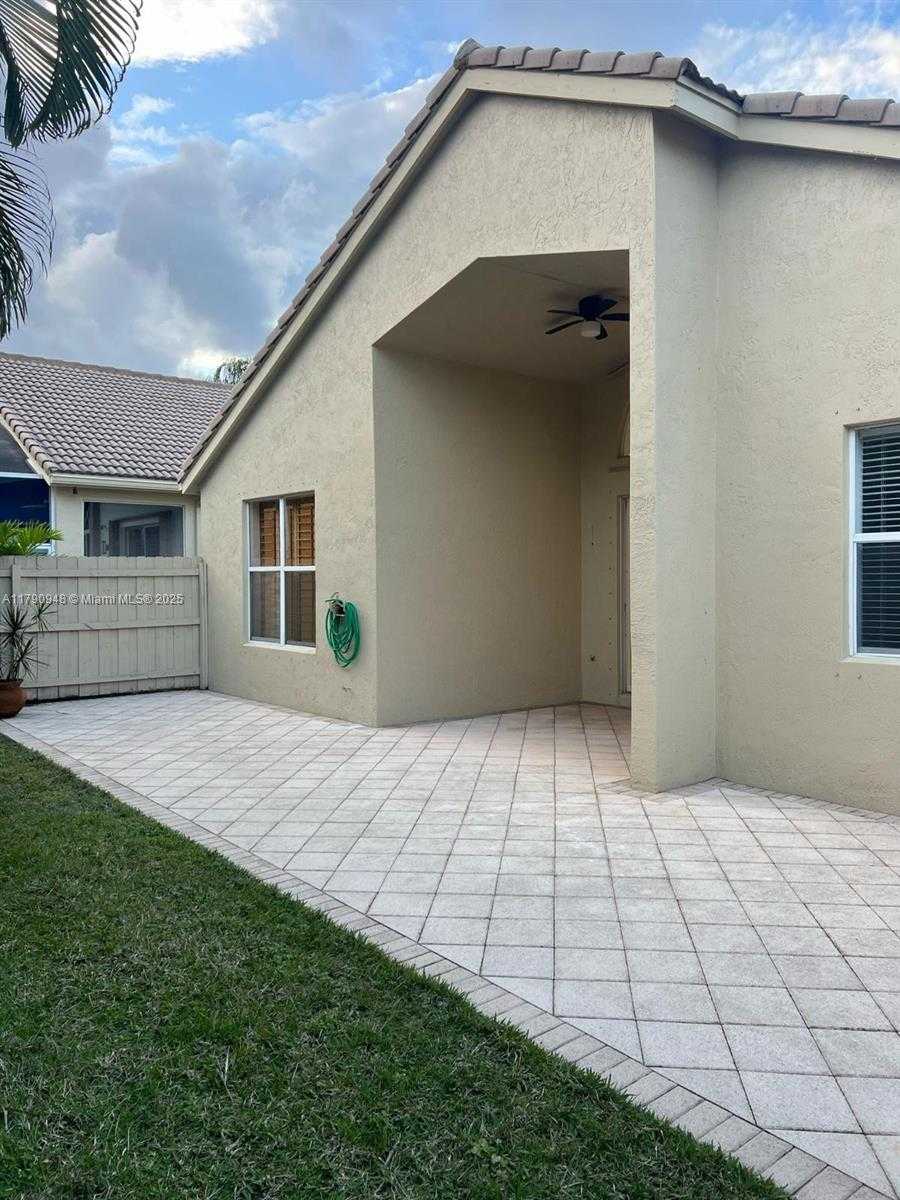 Small Image of 3922 DIAMOND PALLADIUM TER, Boynton Beach Number 17