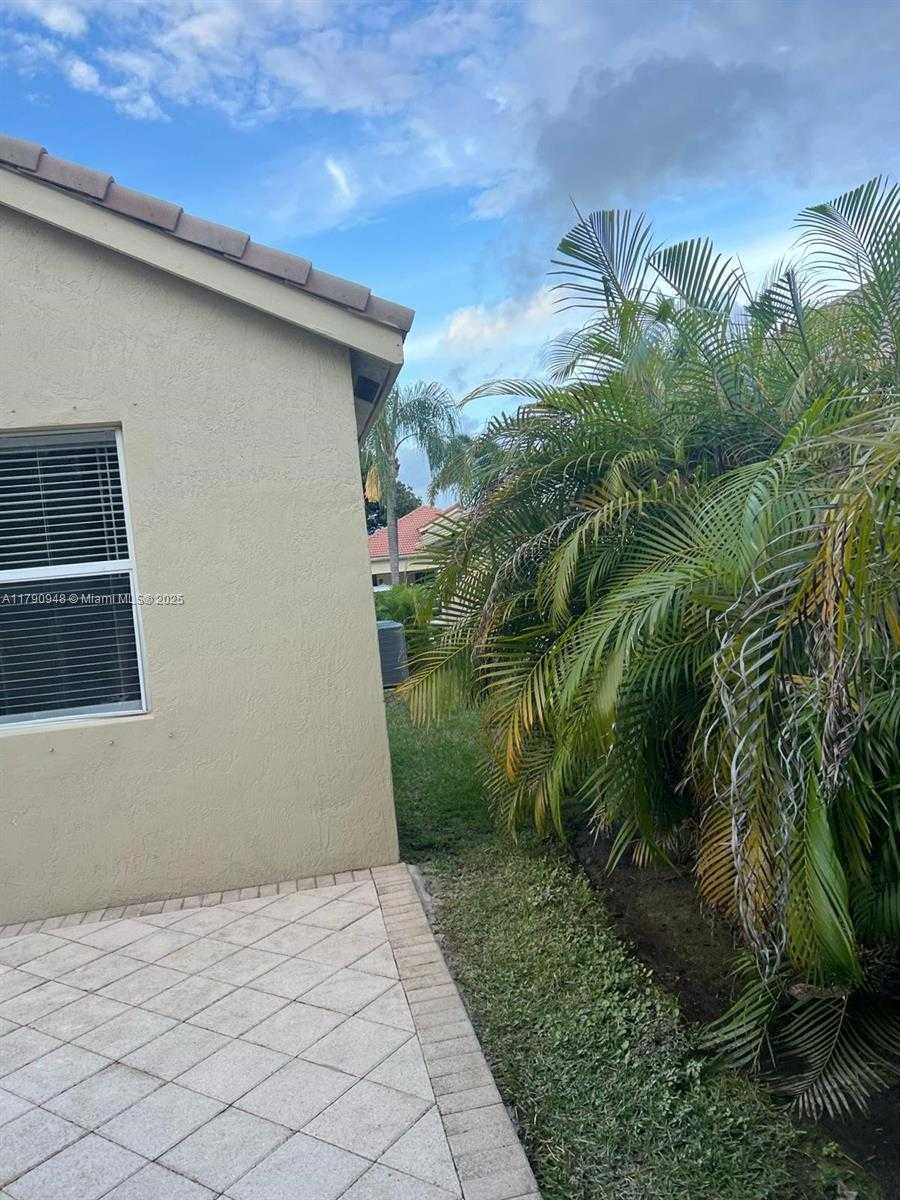 Small Image of 3922 DIAMOND PALLADIUM TER, Boynton Beach Number 18