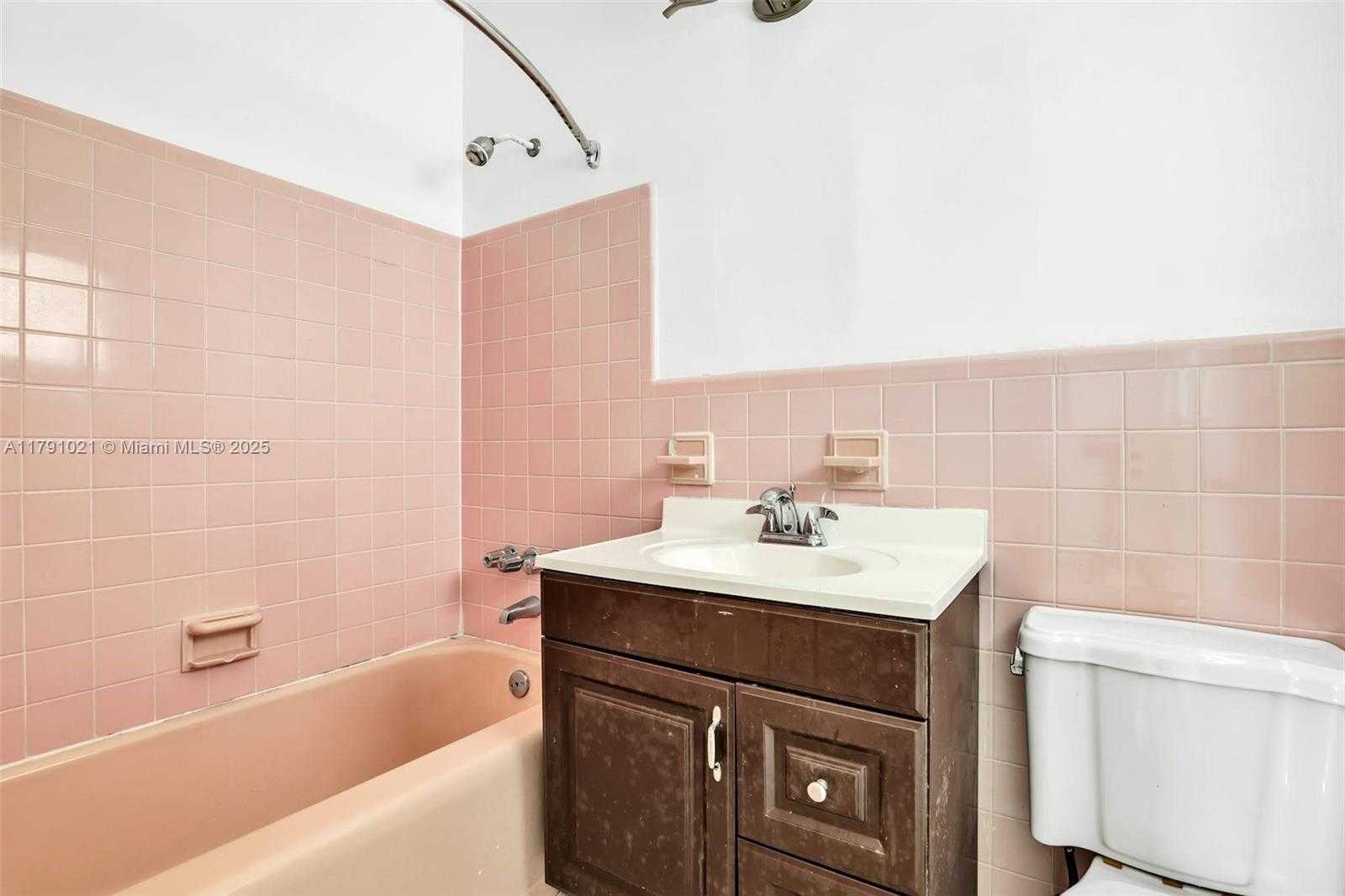 Small Image of 2019 NORTH EAST 31ST AVE, Fort Lauderdale Number 21
