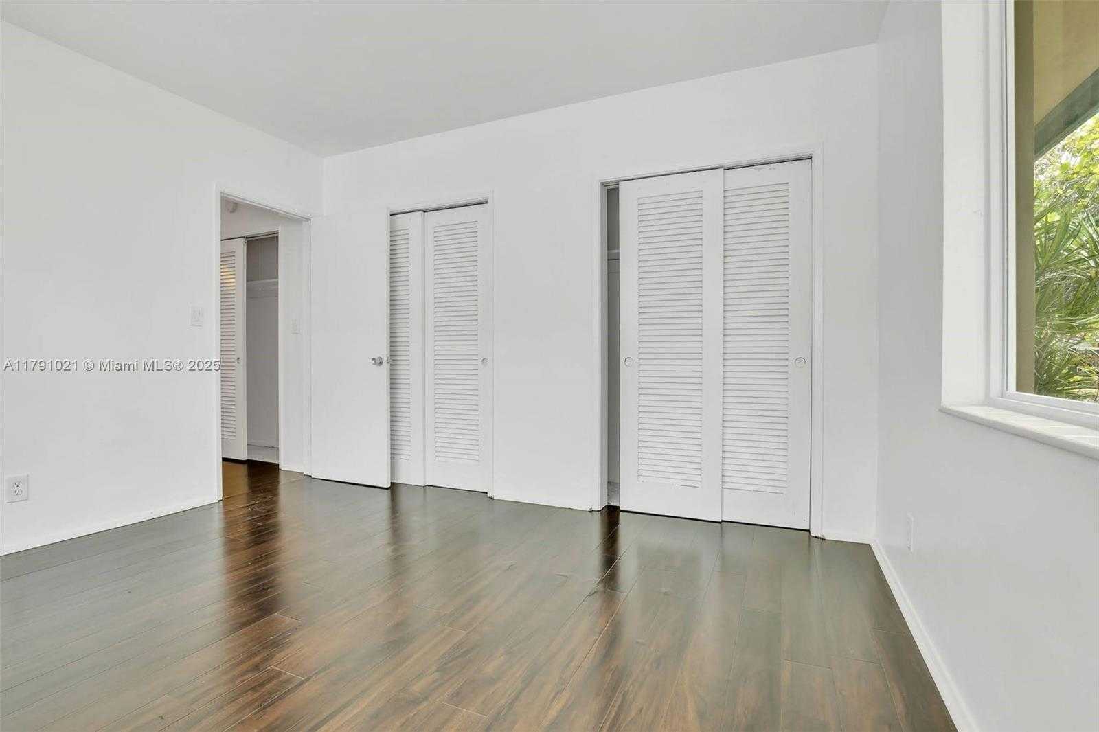 Small Image of 2019 NORTH EAST 31ST AVE, Fort Lauderdale Number 26