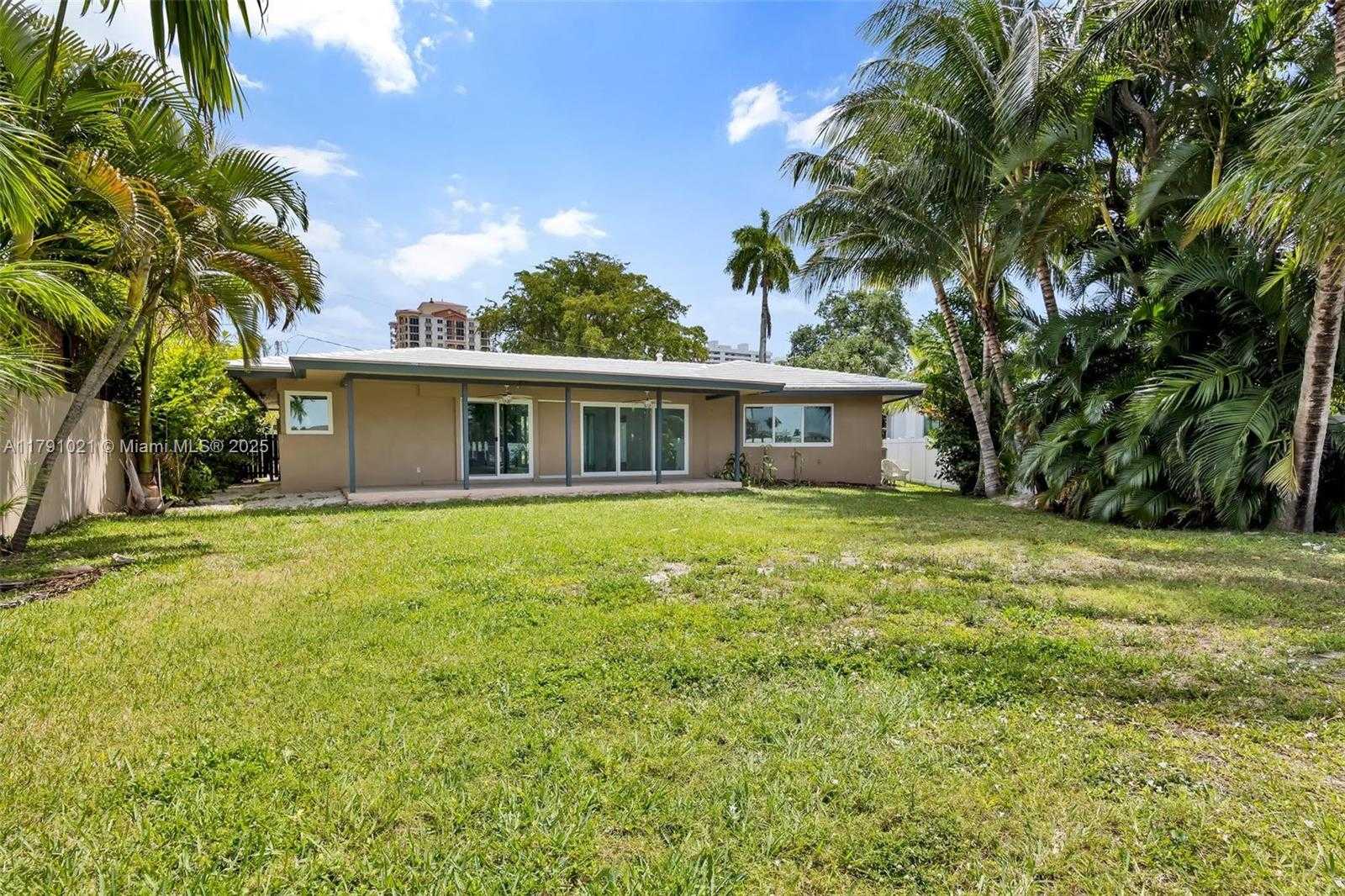 Small Image of 2019 NORTH EAST 31ST AVE, Fort Lauderdale Number 28