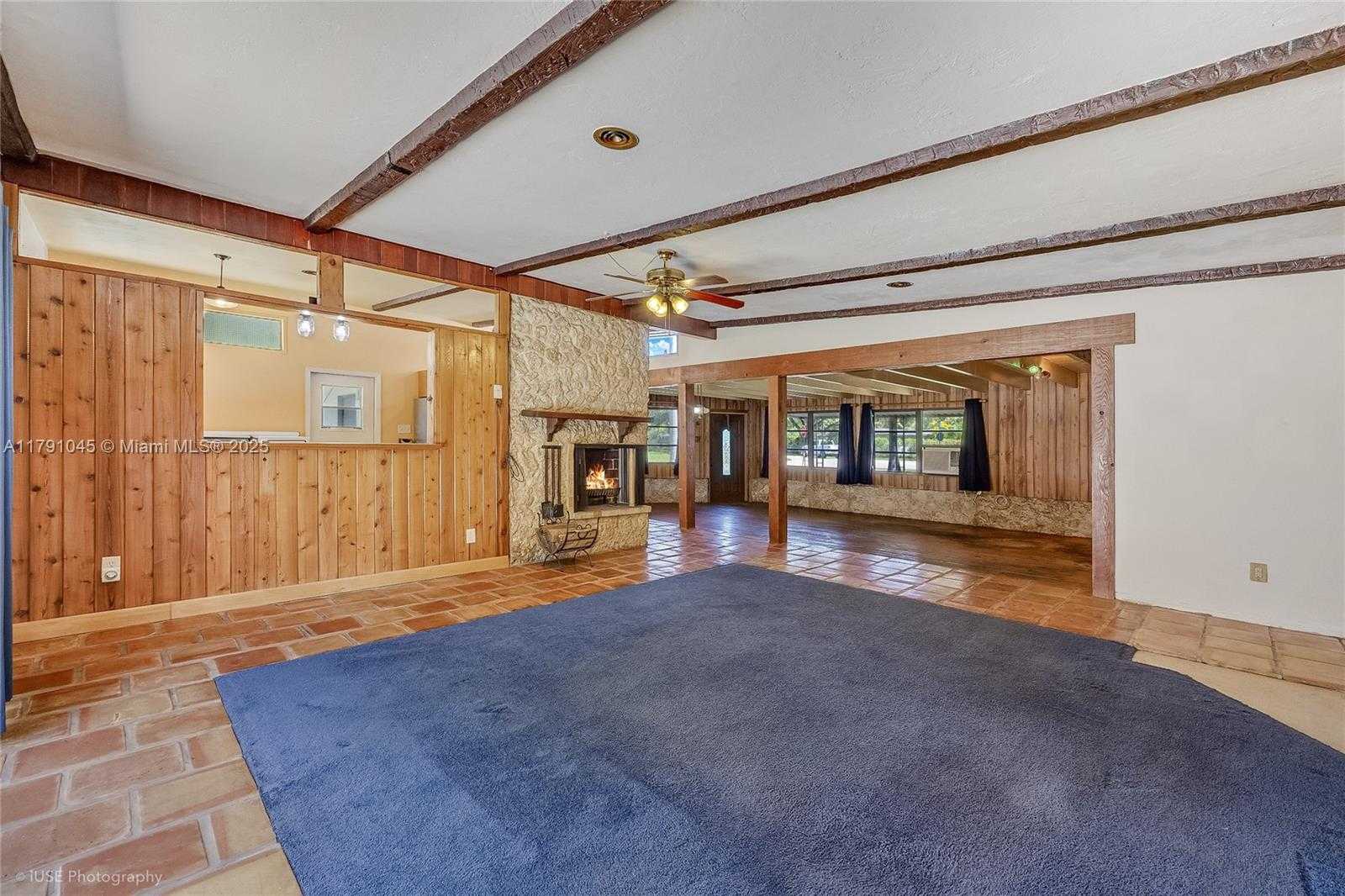 Small Image of 801 ORCHID DR, Plantation Number 10
