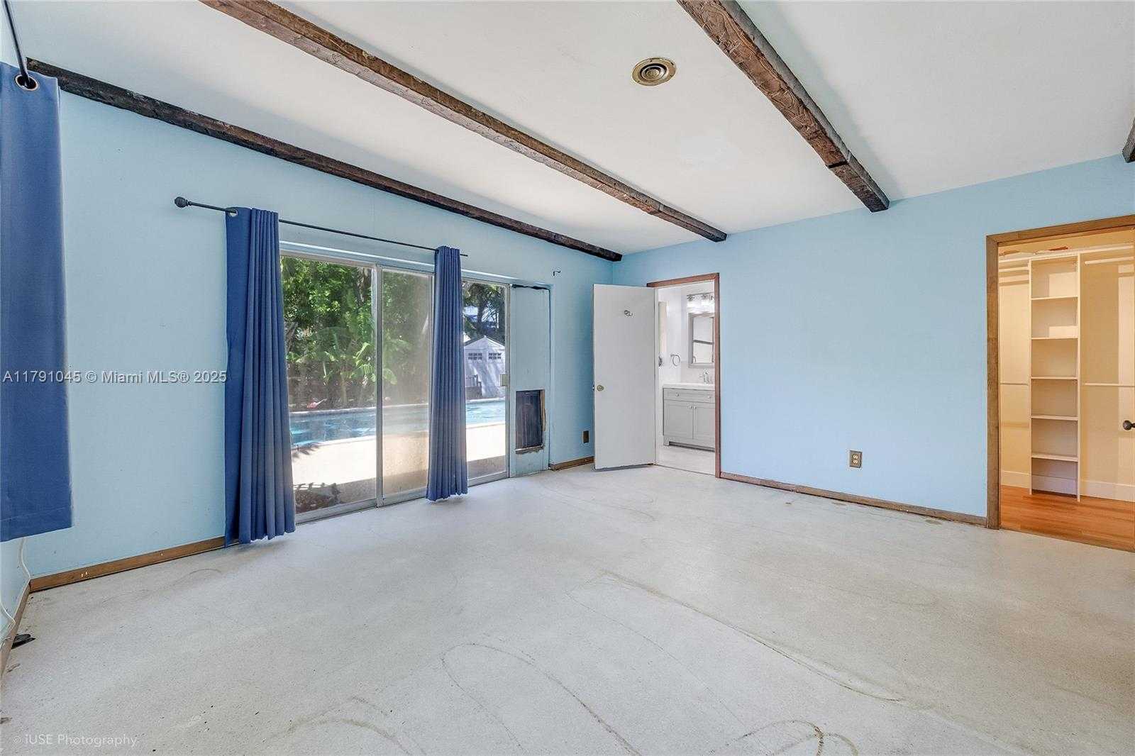 Small Image of 801 ORCHID DR, Plantation Number 14