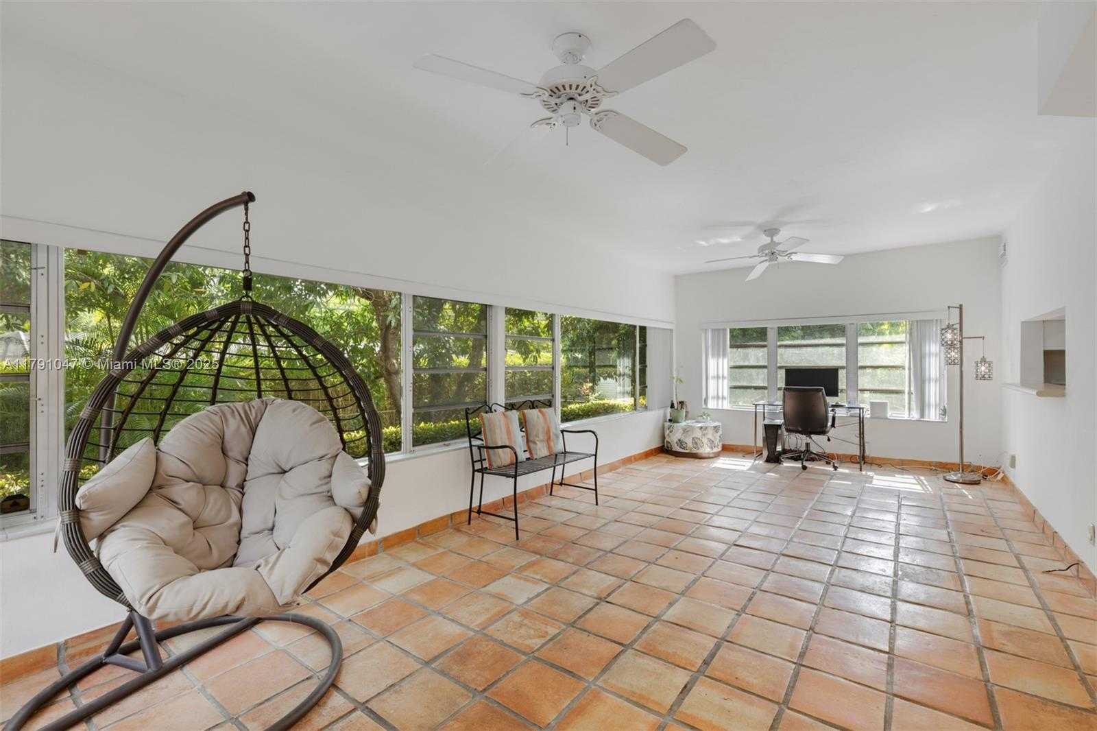 Small Image of 7920 SOUTH WEST 132ND ST, Pinecrest Number 13