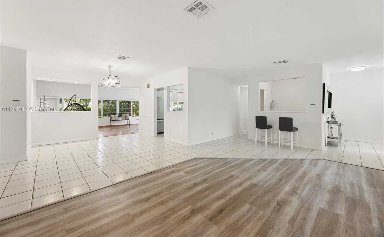 Small Image of 7920 SOUTH WEST 132ND ST, Pinecrest Number 3