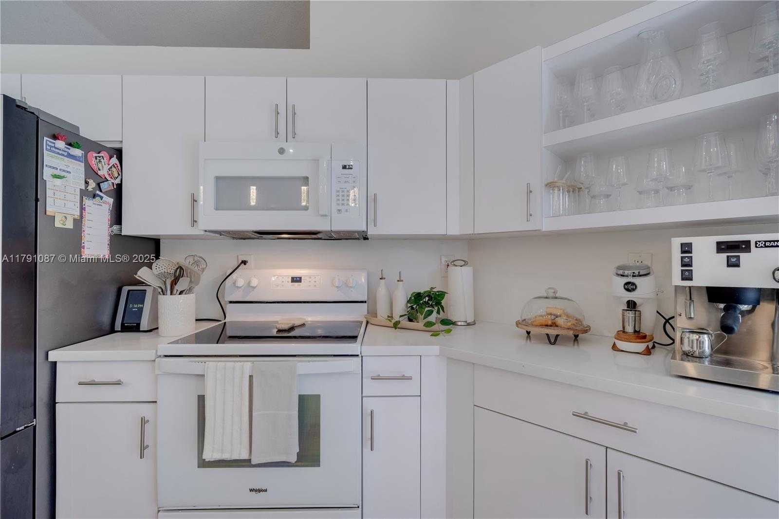 Small Image of 11334 NORTH WEST 53RD LN, Doral Number 15