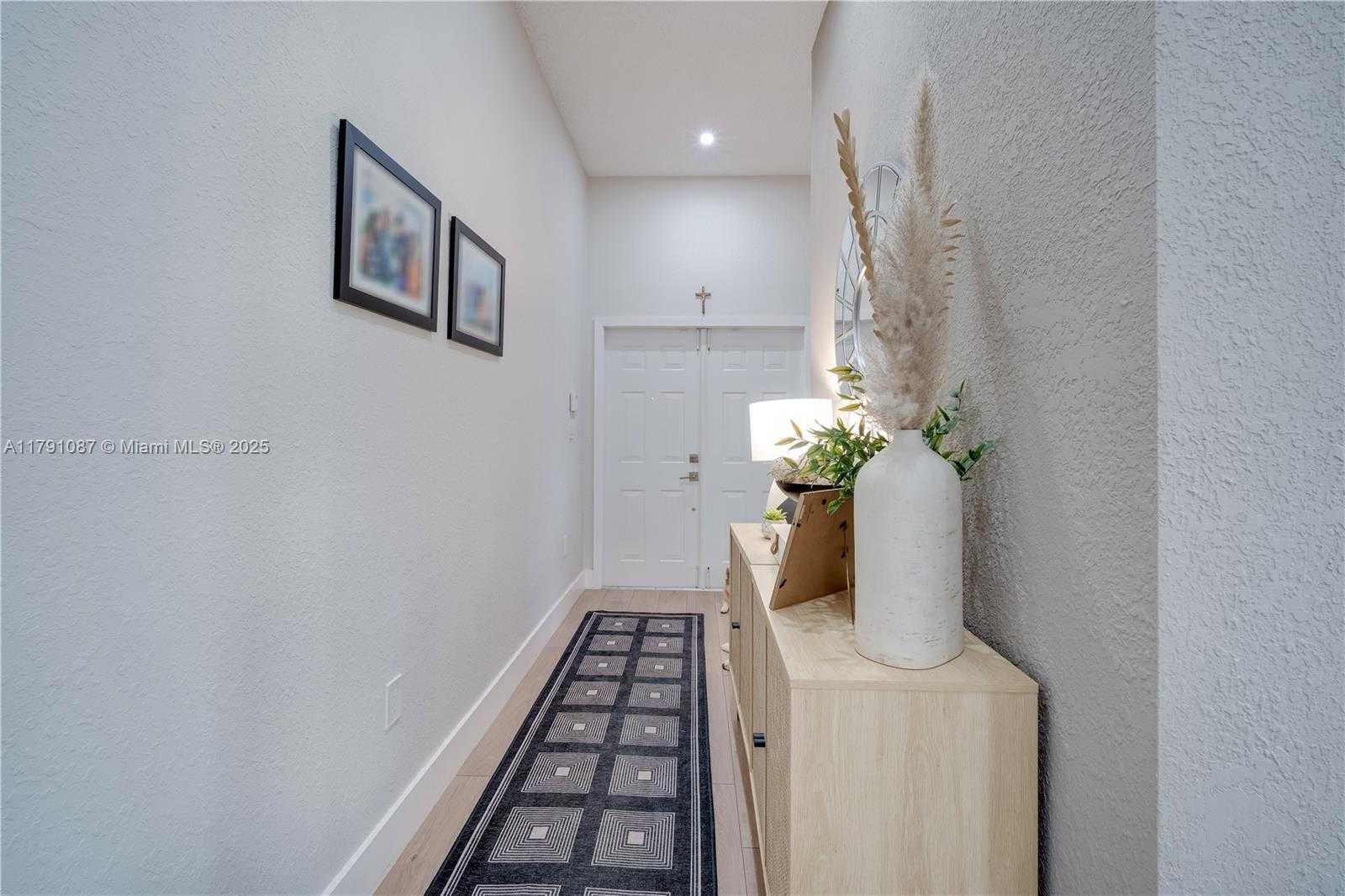 Small Image of 11334 NORTH WEST 53RD LN, Doral Number 19