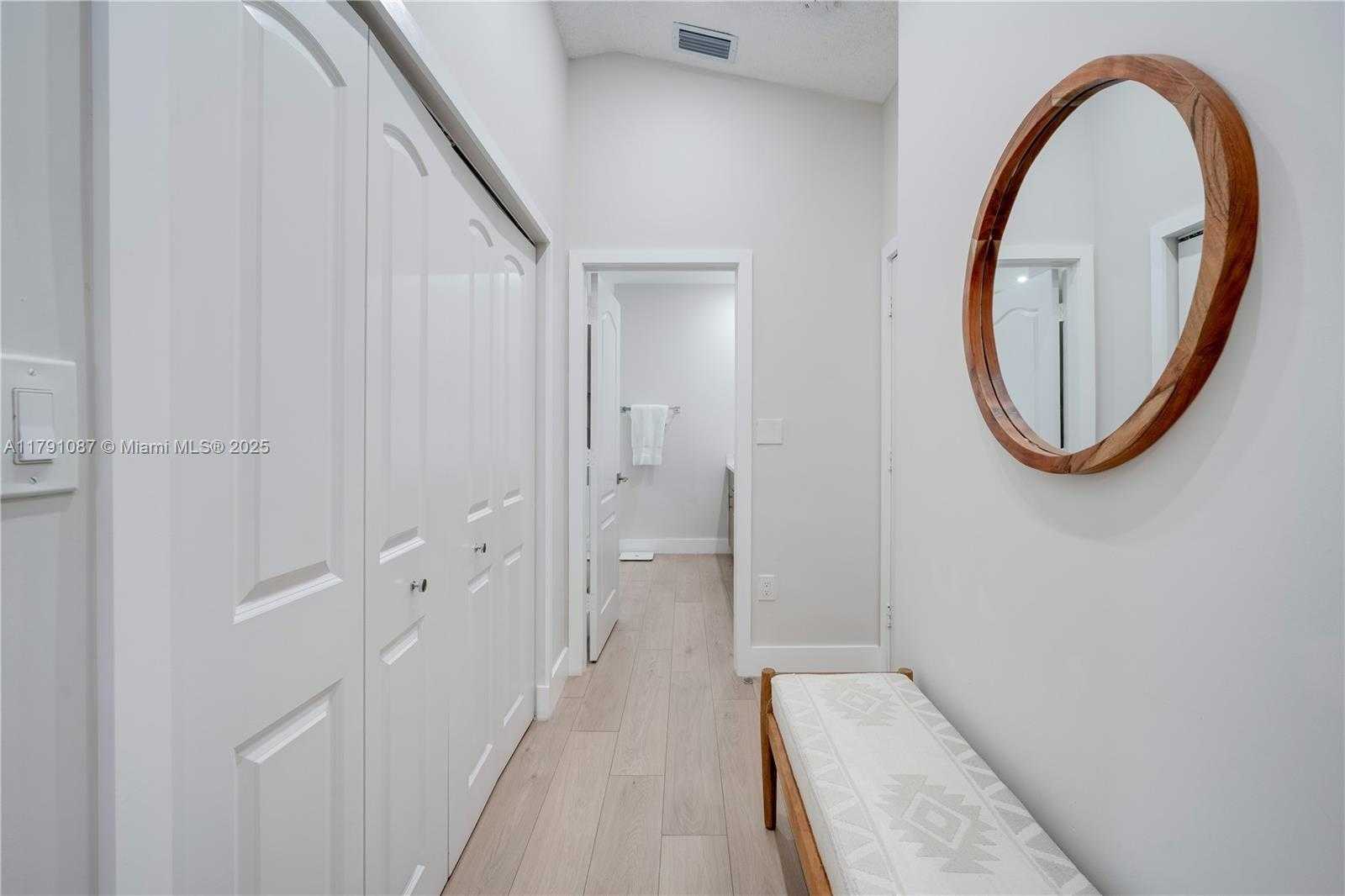 Small Image of 11334 NORTH WEST 53RD LN, Doral Number 23