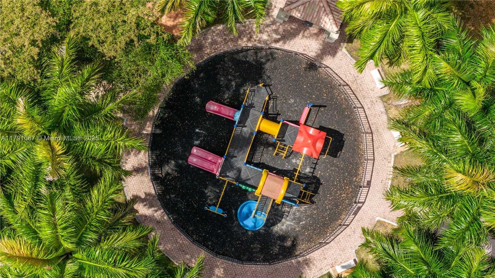 Small Image of 11334 NORTH WEST 53RD LN, Doral Number 42