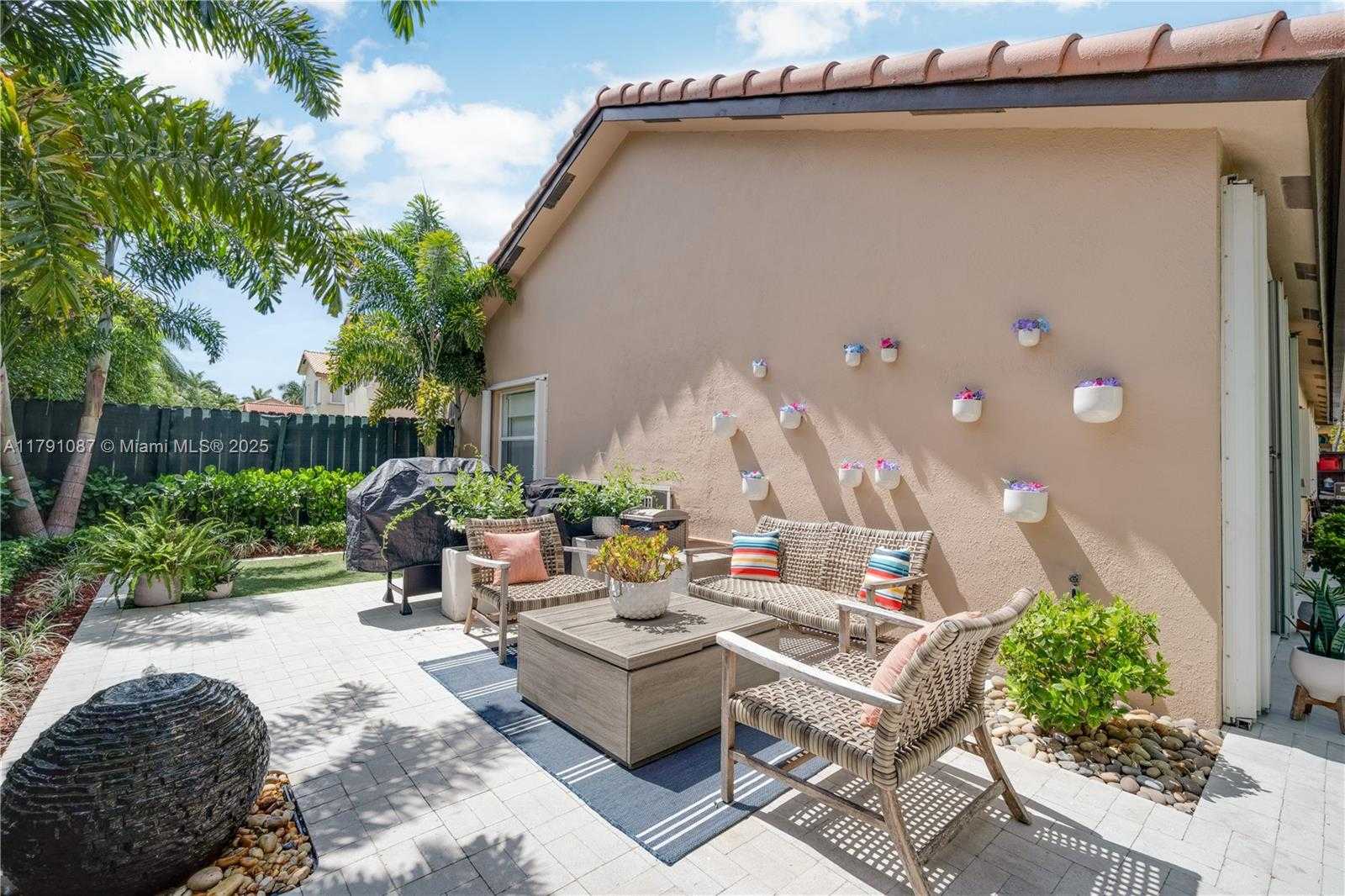 Small Image of 11334 NORTH WEST 53RD LN, Doral Number 7