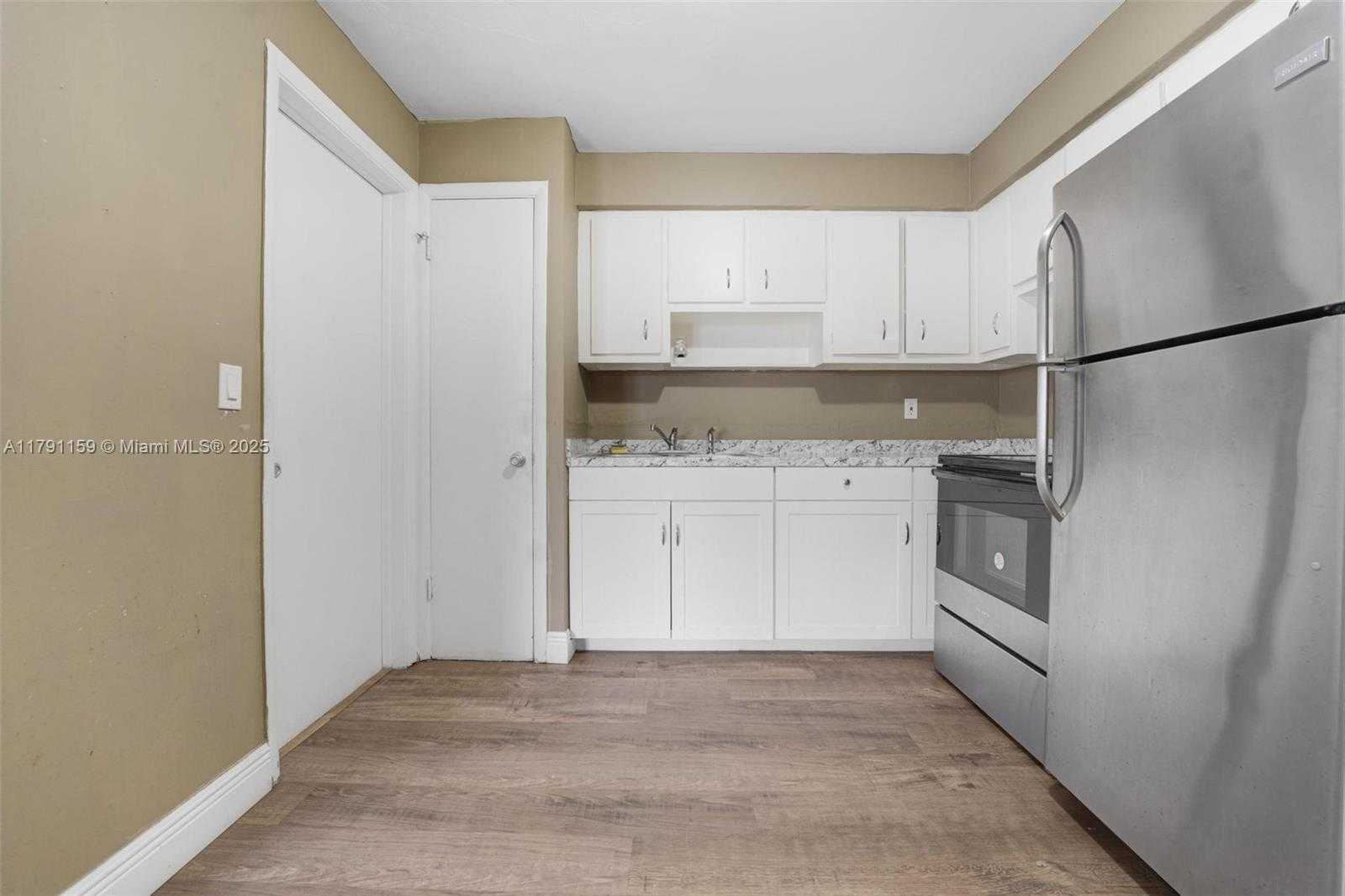 Small Image of 5010 SOUTH WEST 93RD AVE, Cooper City Number 10