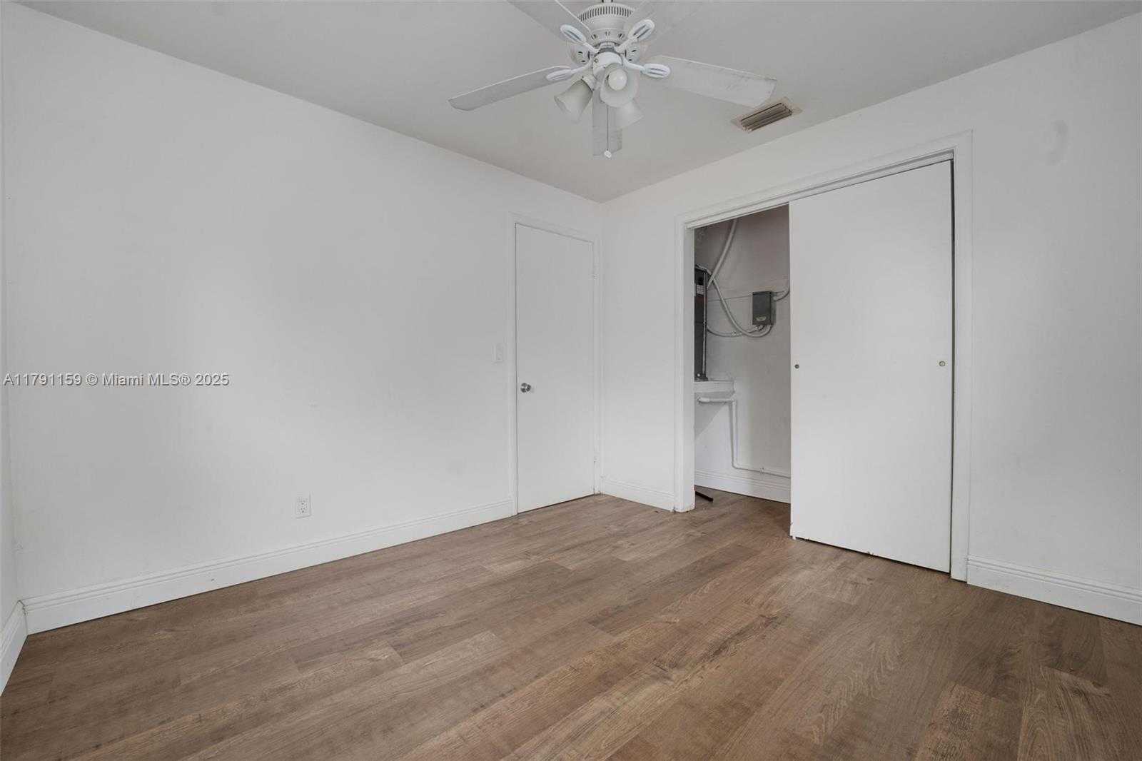 Small Image of 5010 SOUTH WEST 93RD AVE, Cooper City Number 19