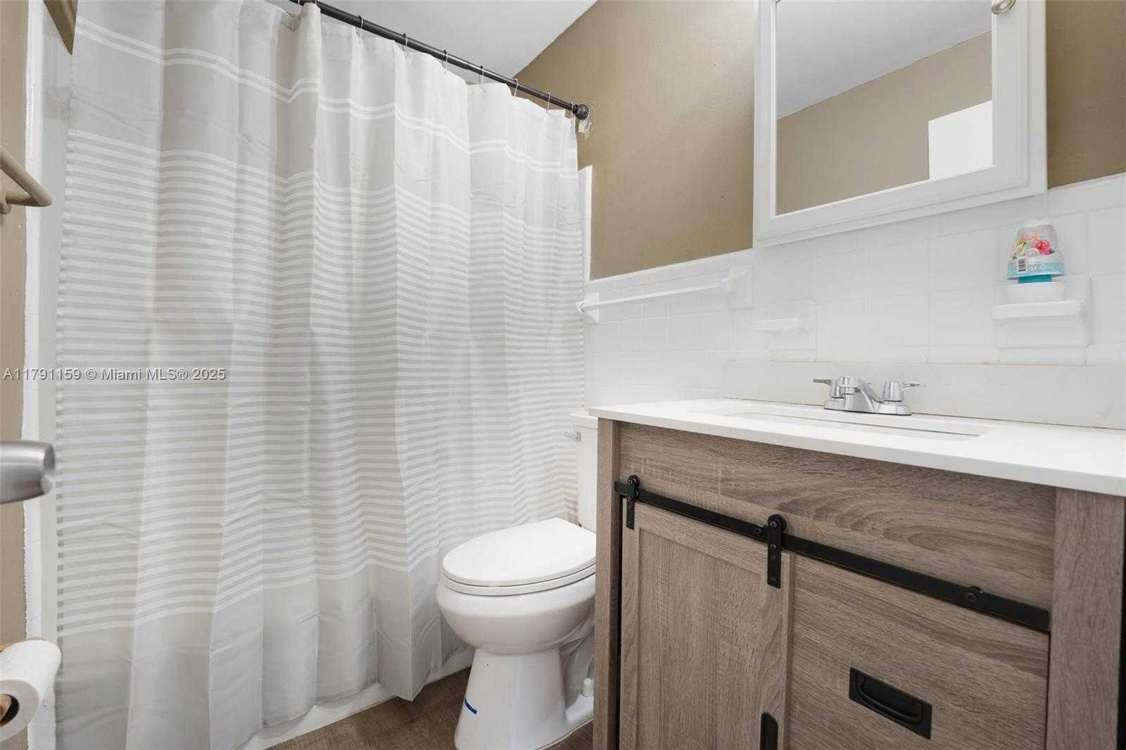 Small Image of 5010 SOUTH WEST 93RD AVE, Cooper City Number 20