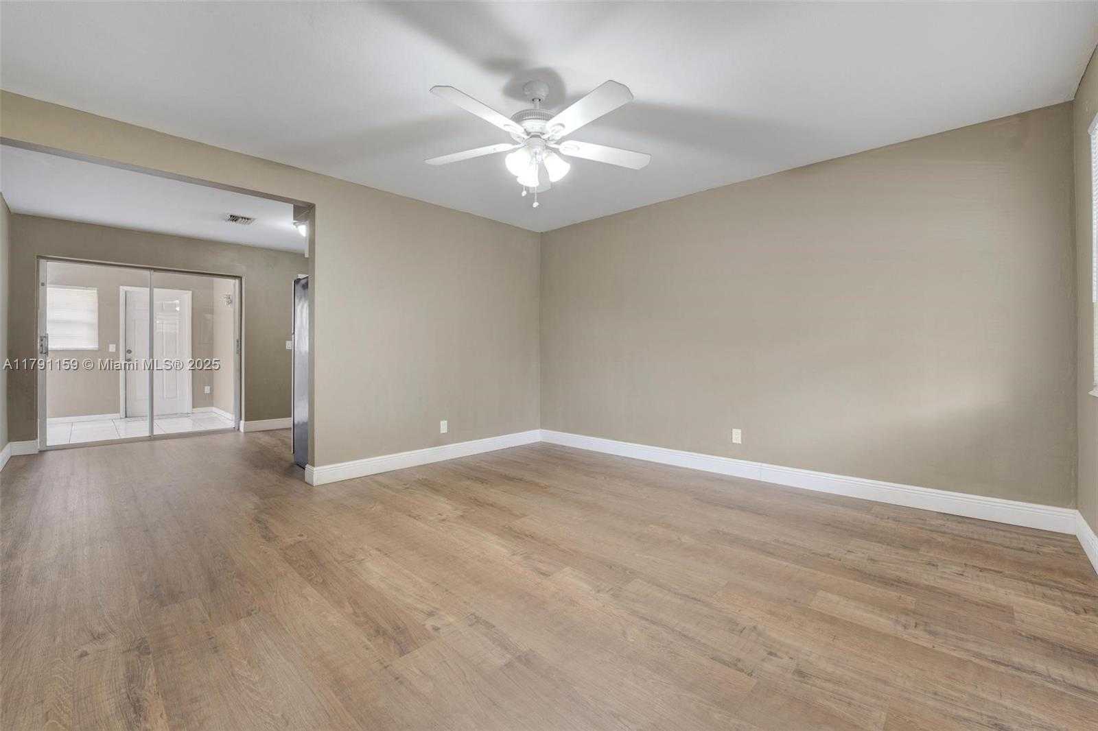 Small Image of 5010 SOUTH WEST 93RD AVE, Cooper City Number 6