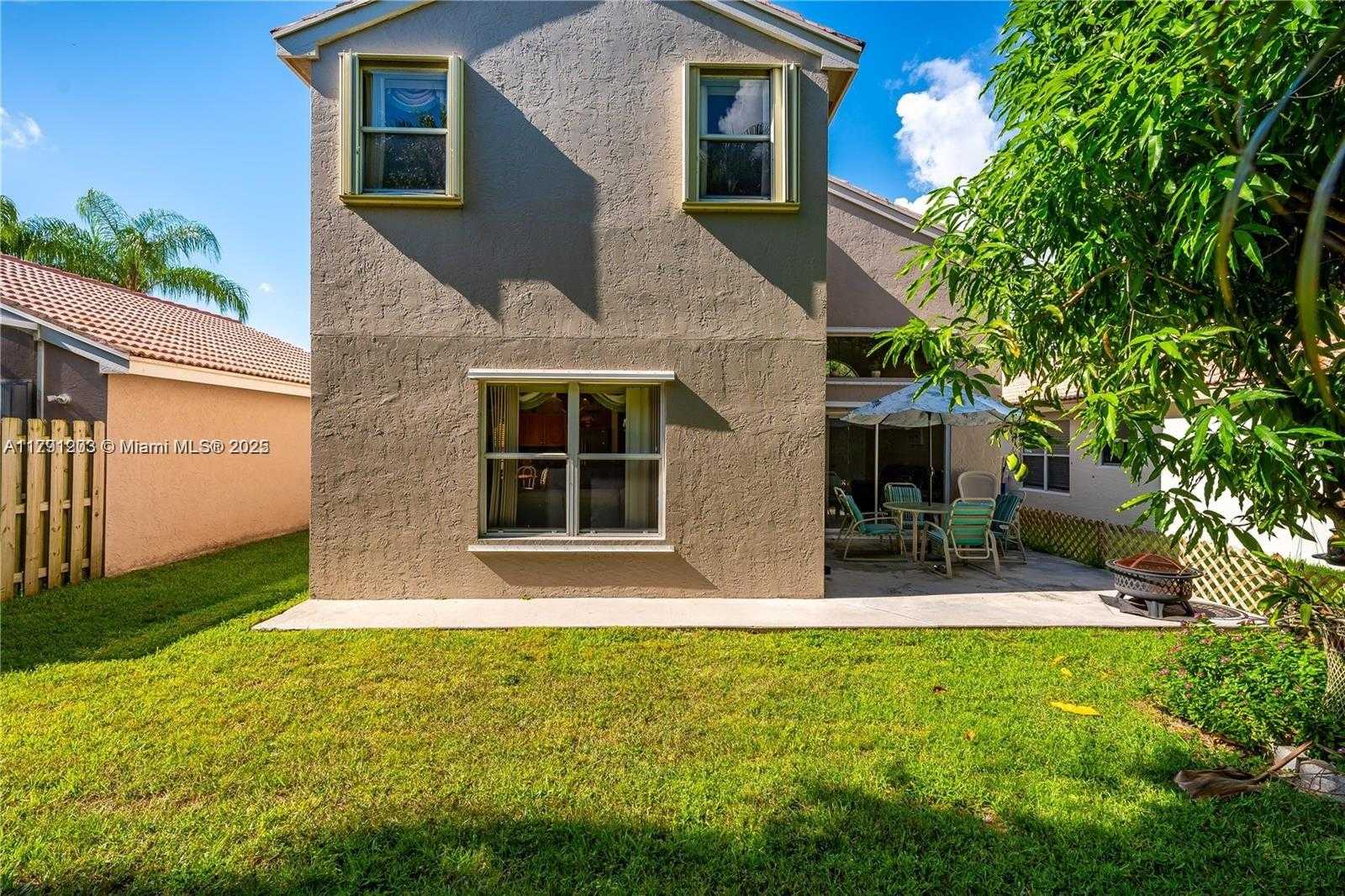Small Image of 8021 STIRRUP CAY CT, Boynton Beach Number 21