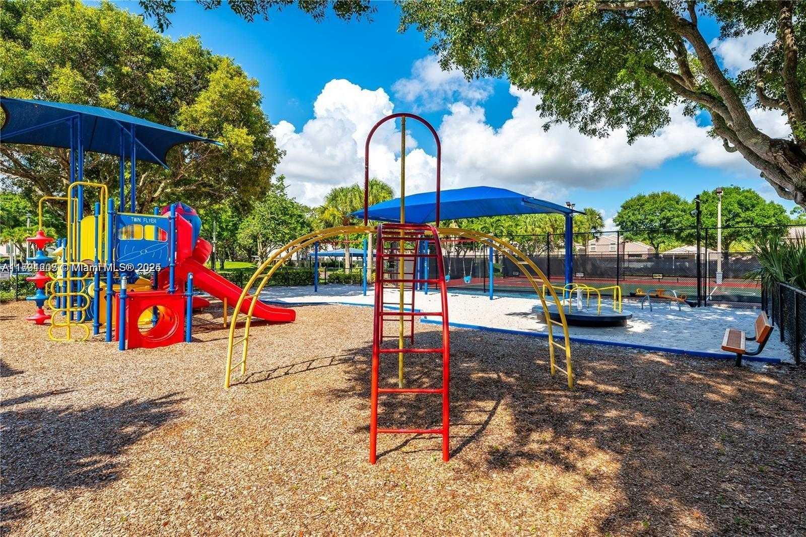 Small Image of 8021 STIRRUP CAY CT, Boynton Beach Number 23