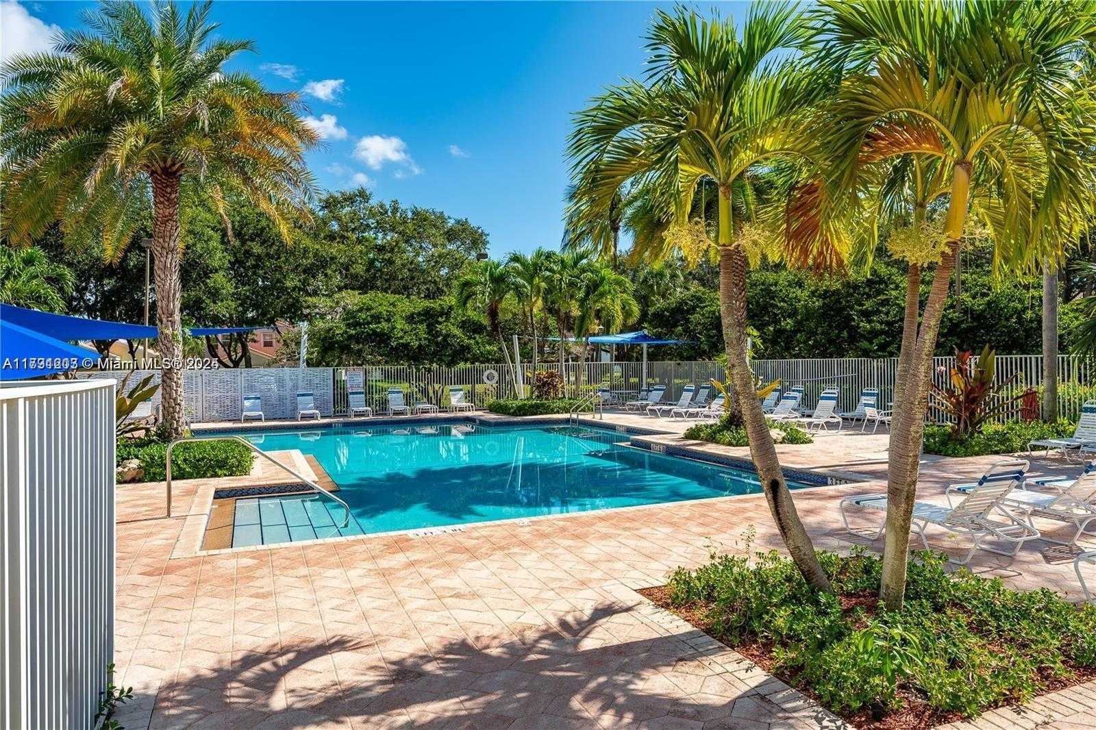 Small Image of 8021 STIRRUP CAY CT, Boynton Beach Number 24