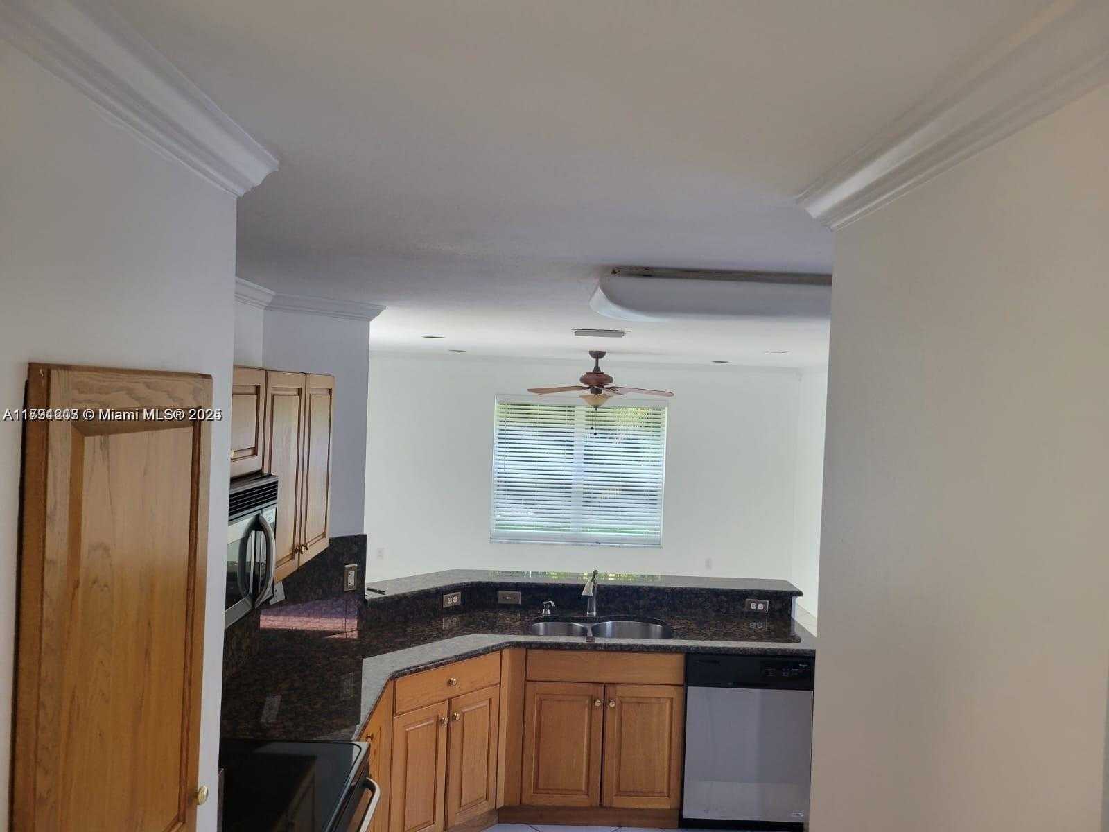 Small Image of 8021 STIRRUP CAY CT, Boynton Beach Number 5
