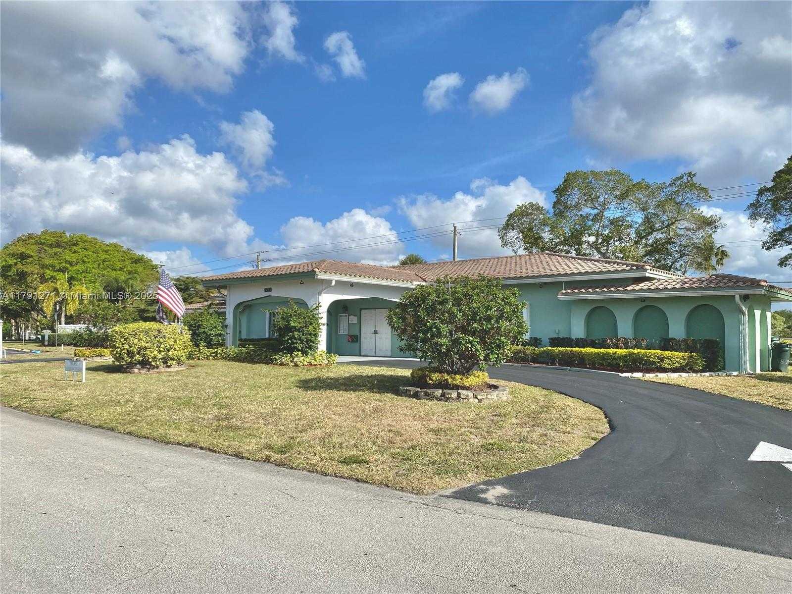 Small Image of 5810 NORTH WEST 82ND TER, Tamarac Number 30