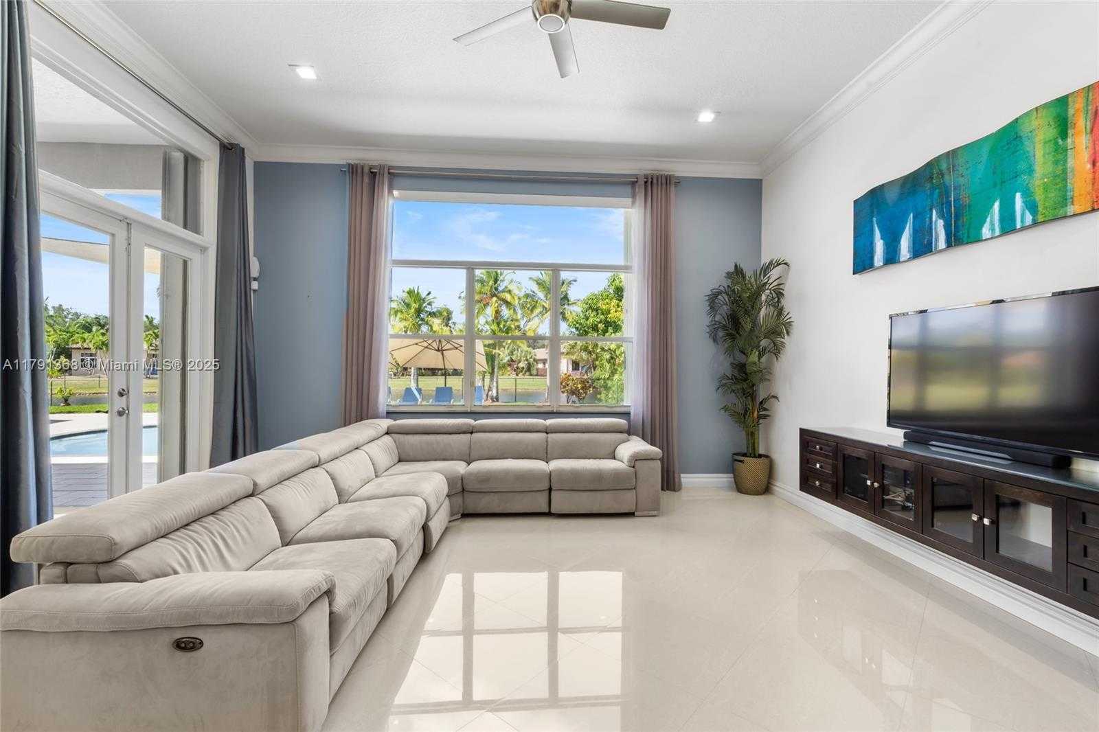 Small Image of 13003 SOUTH WEST 41ST ST, Davie Number 10