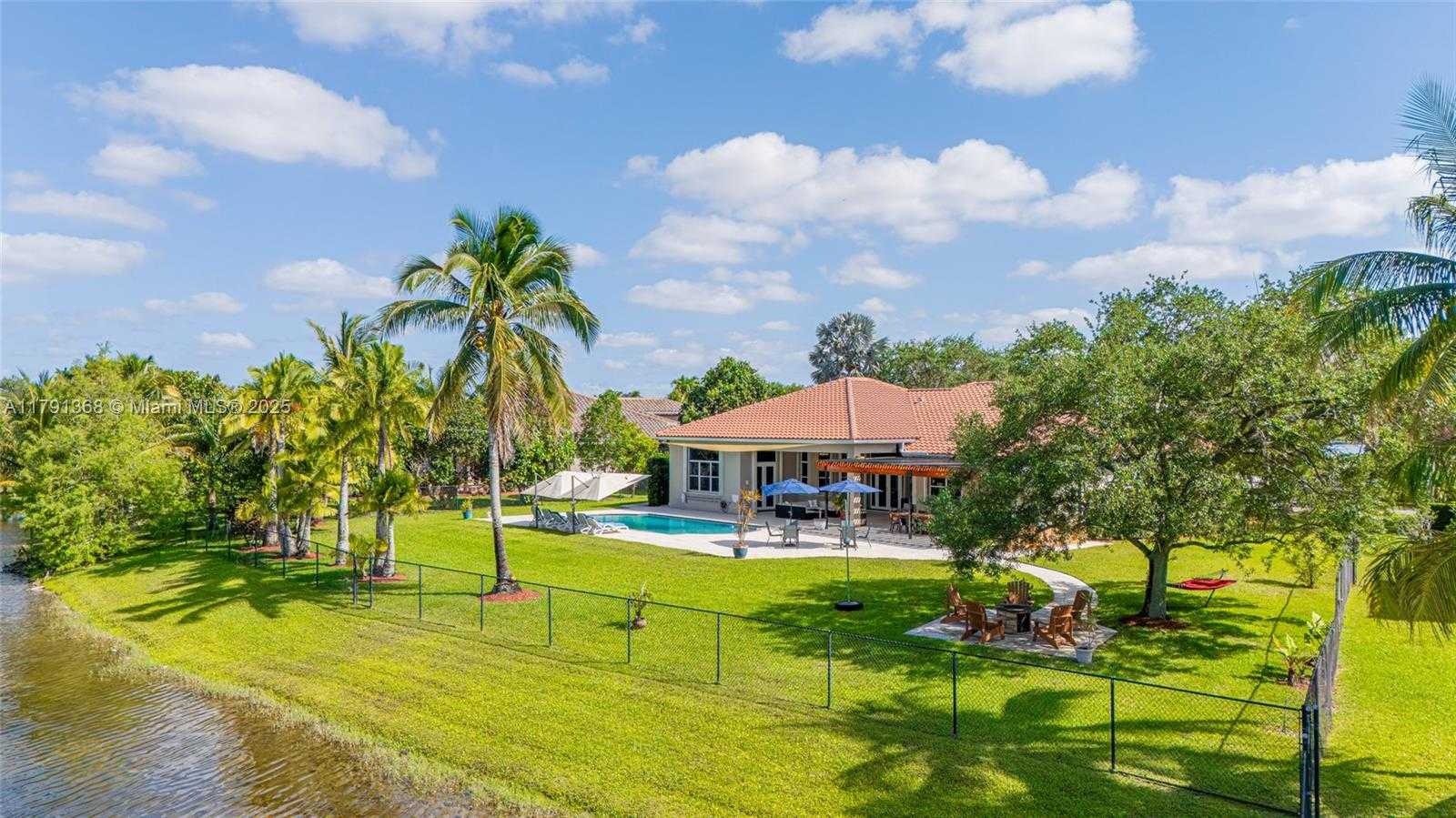 Small Image of 13003 SOUTH WEST 41ST ST, Davie Number 2